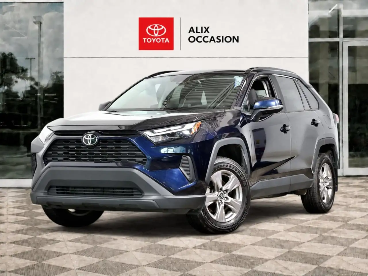 2024 Toyota RAV4 XLE
