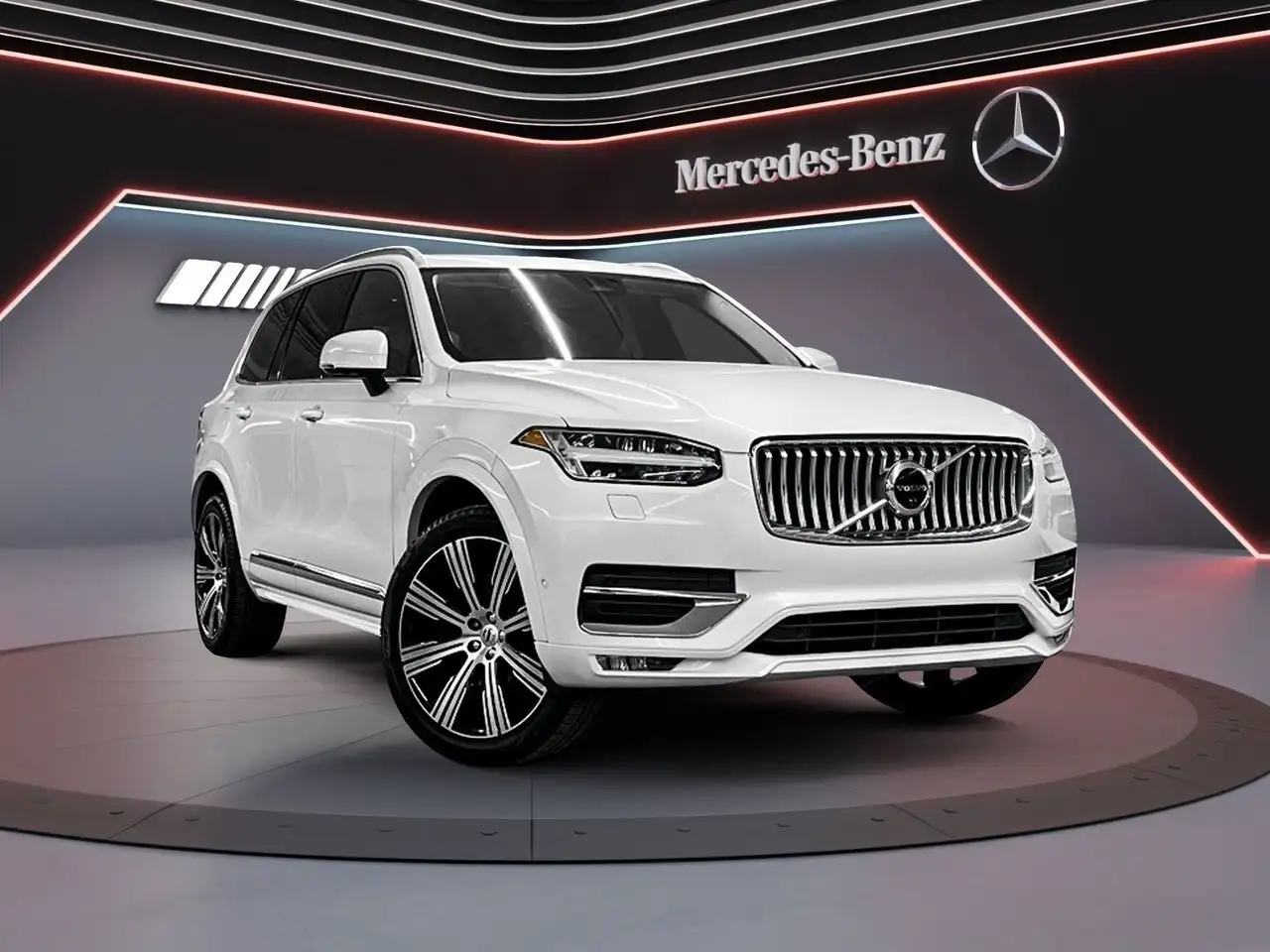 2023 Volvo XC90 Plus