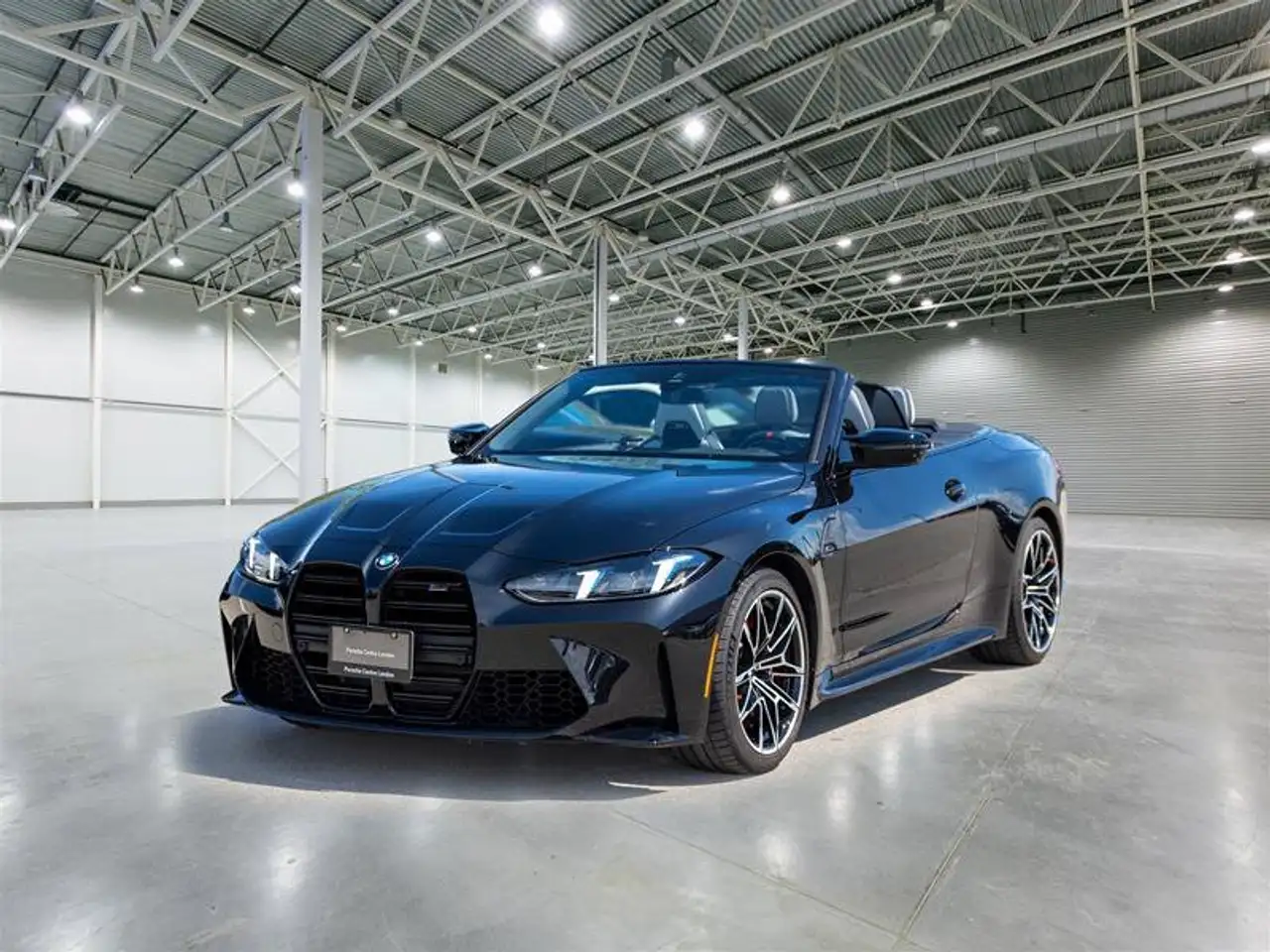 2025 BMW M4