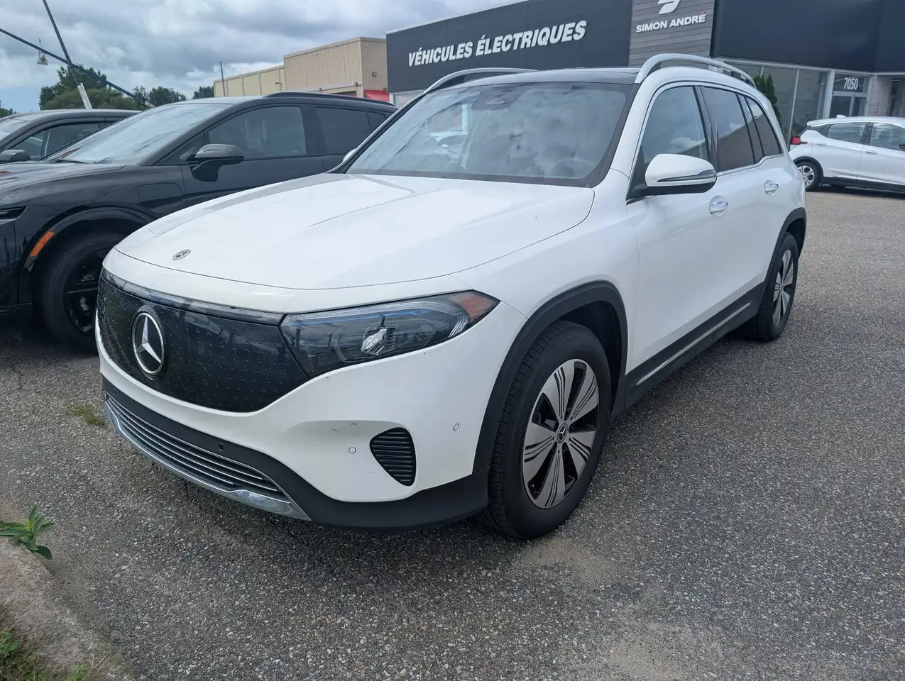 2024 Mercedes-Benz EQB 300