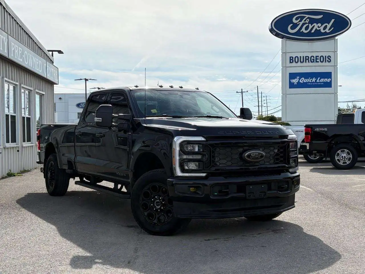 2025 Ford F-350 Super Duty Lariat