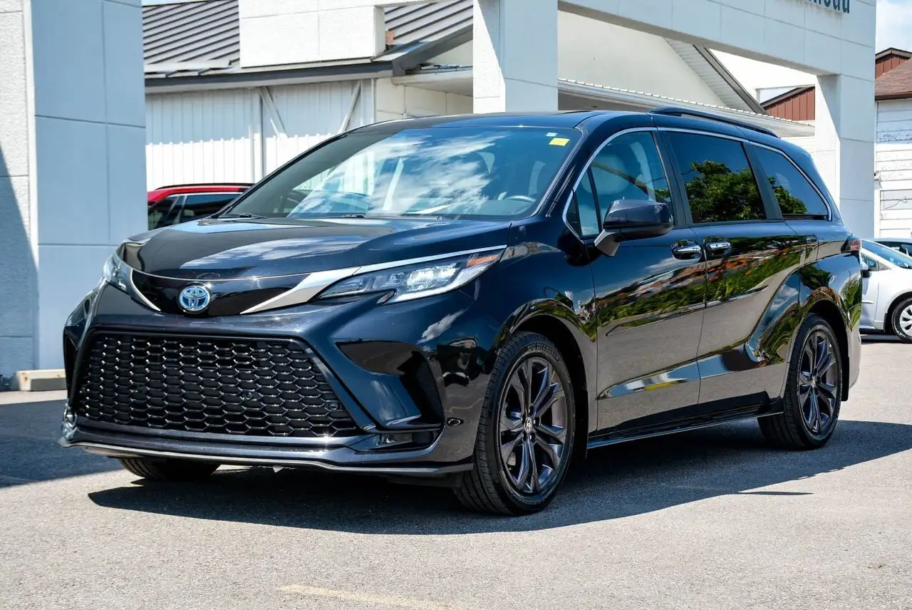 2023 Toyota Sienna