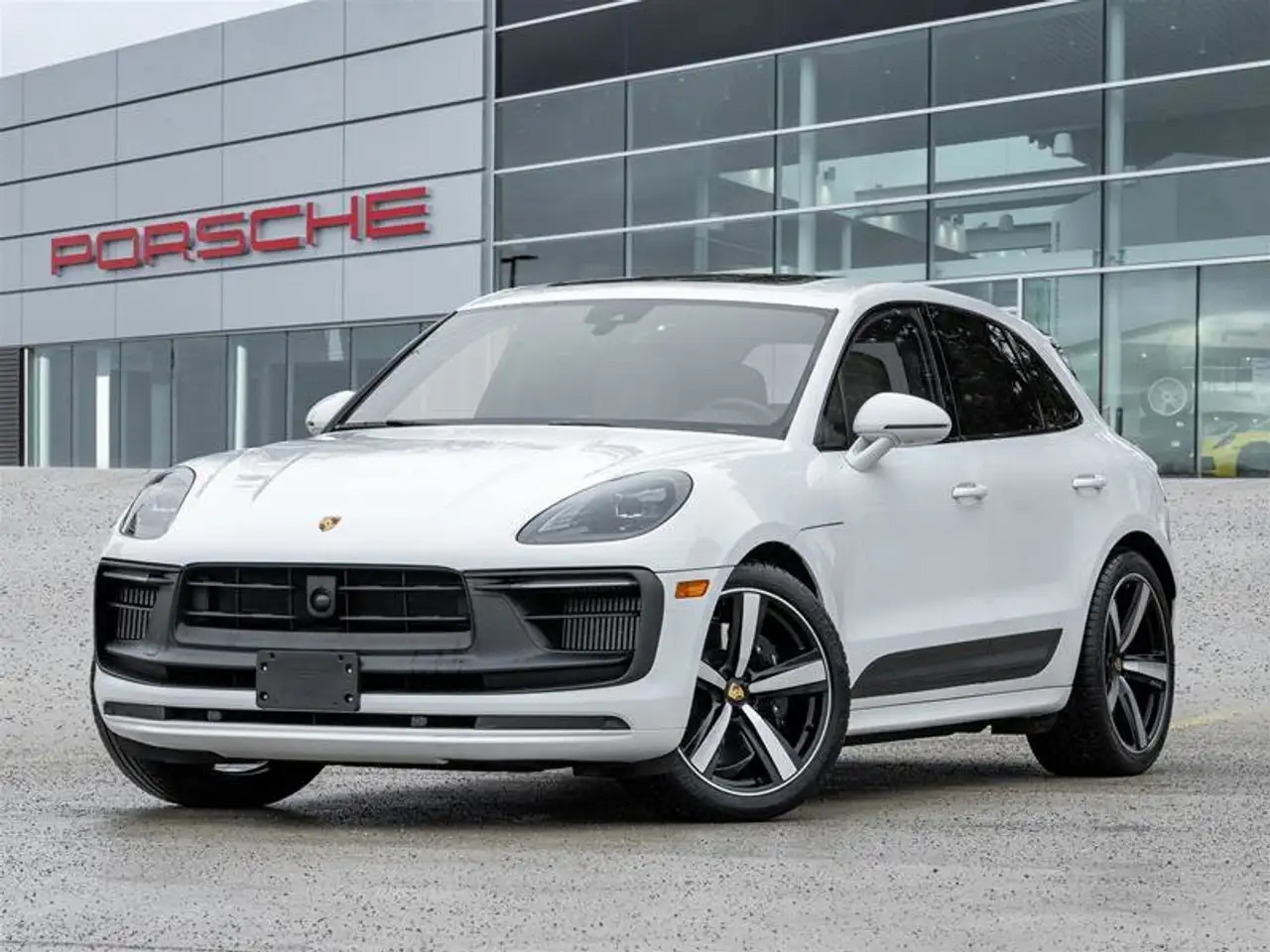 2025 Porsche Macan GTS