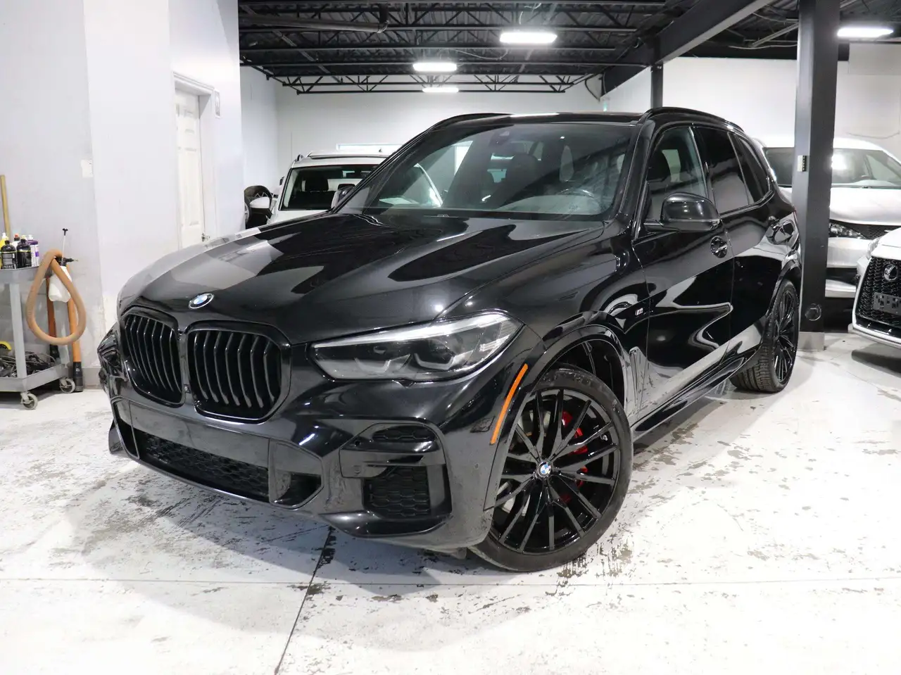 2022 BMW X5 M50i