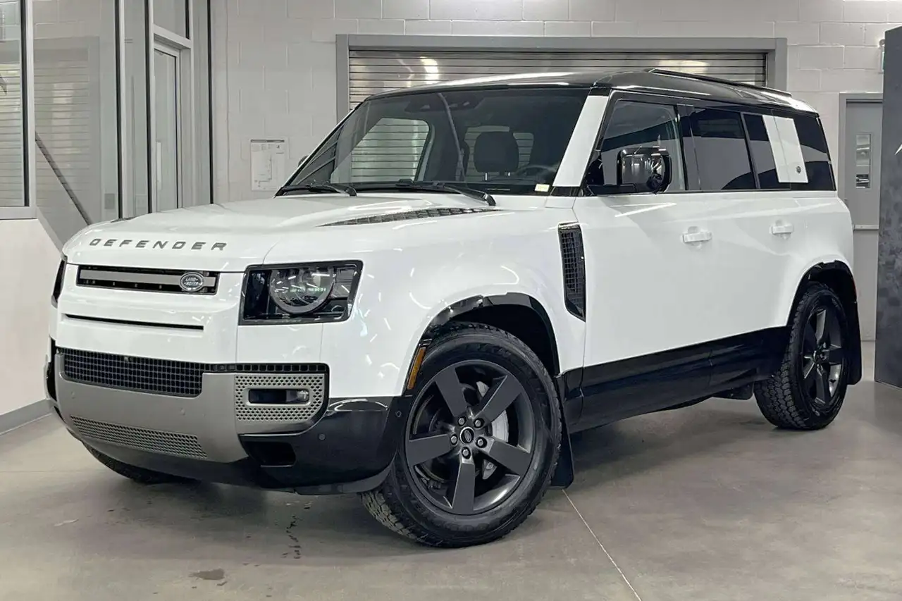 2024 Land Rover Defender X-Dynamic SE P400