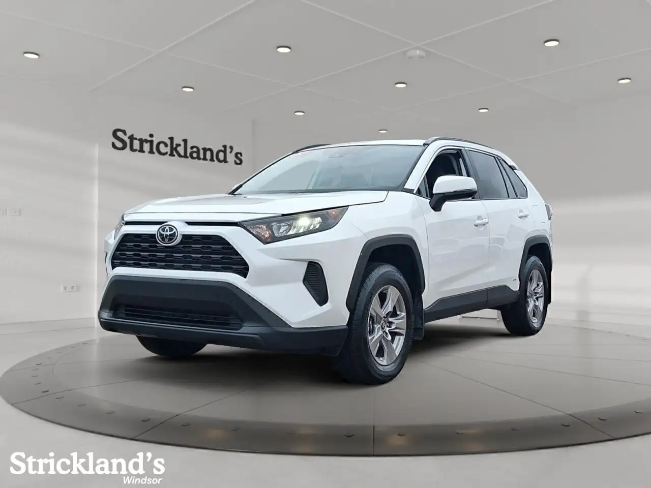 2025 Toyota RAV4 LE