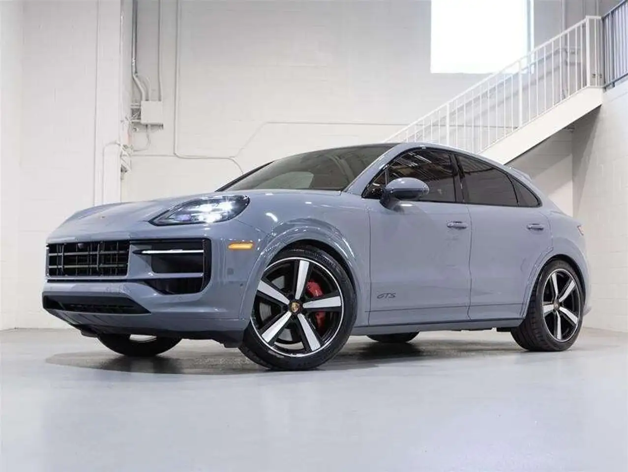 2025 Porsche Cayenne GTS