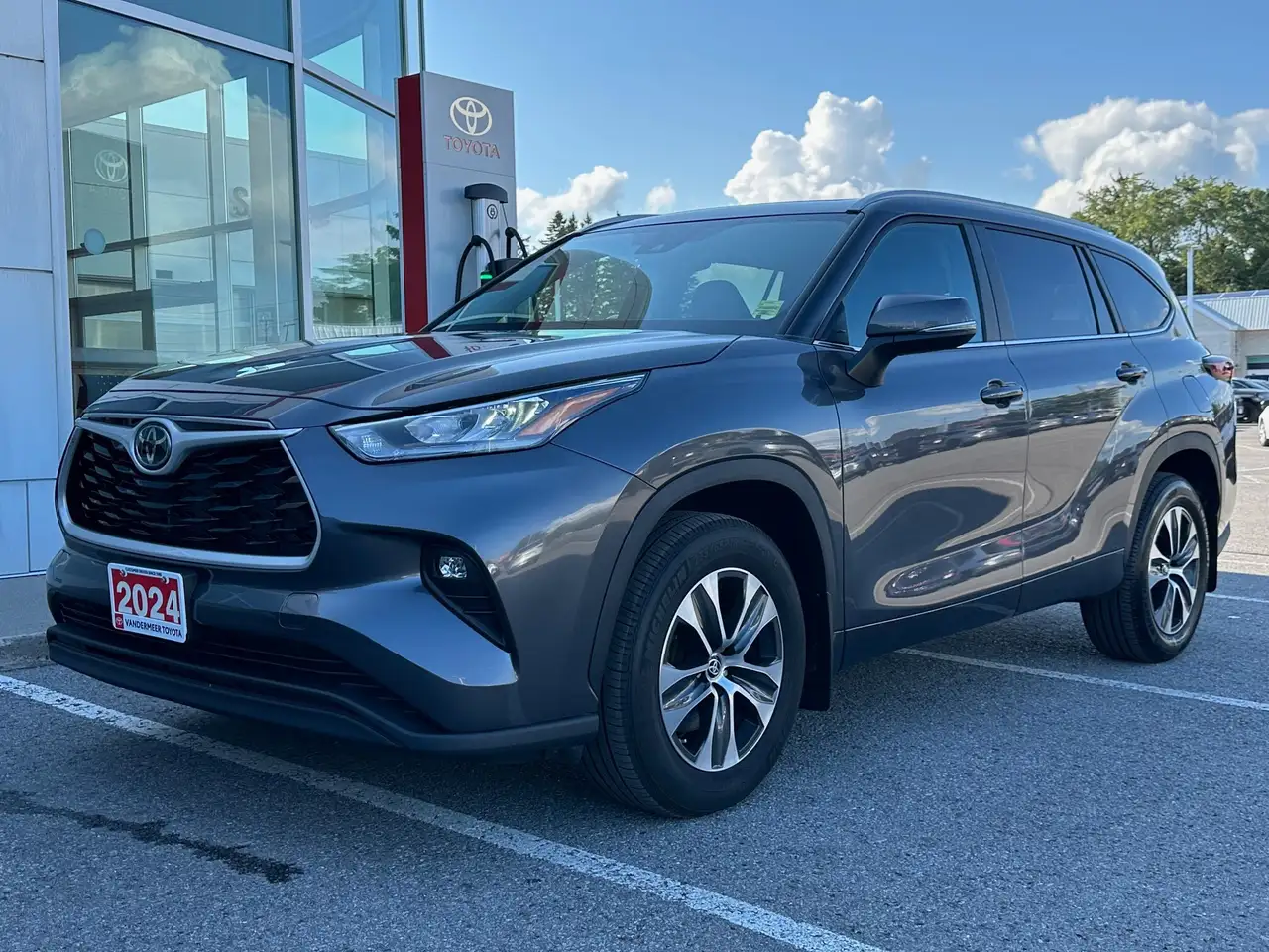2024 Toyota Highlander
