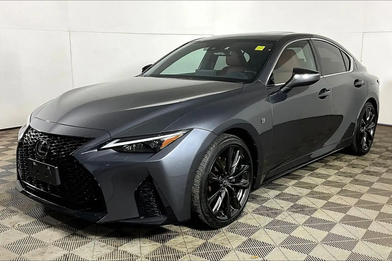 2024 Lexus IS 300 F Sport 2