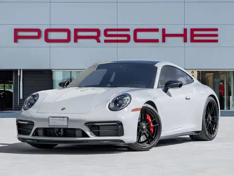 Porsche 911 Carrera GTS
