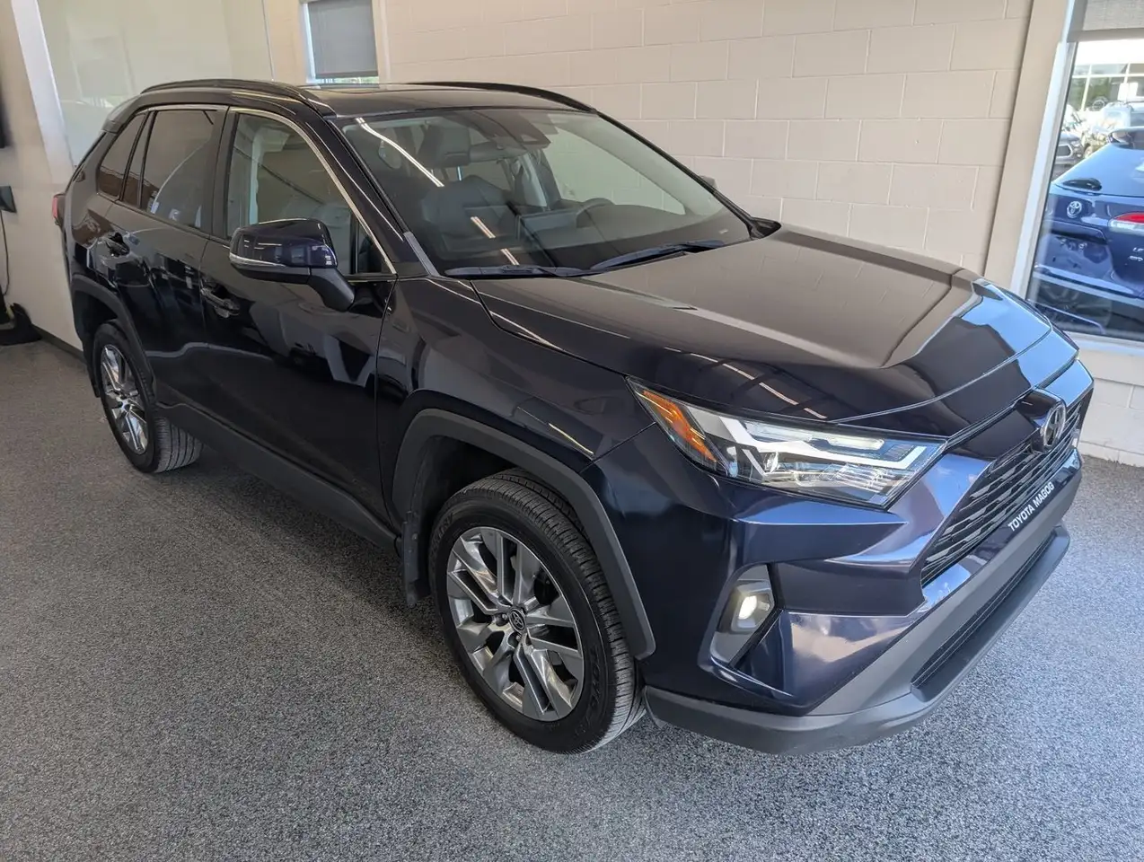 2023 Toyota RAV4 XLE Premium