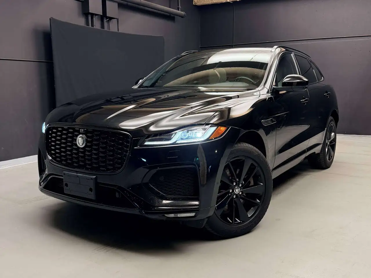 2026 Jaguar F-Pace R-Dynamic S P250
