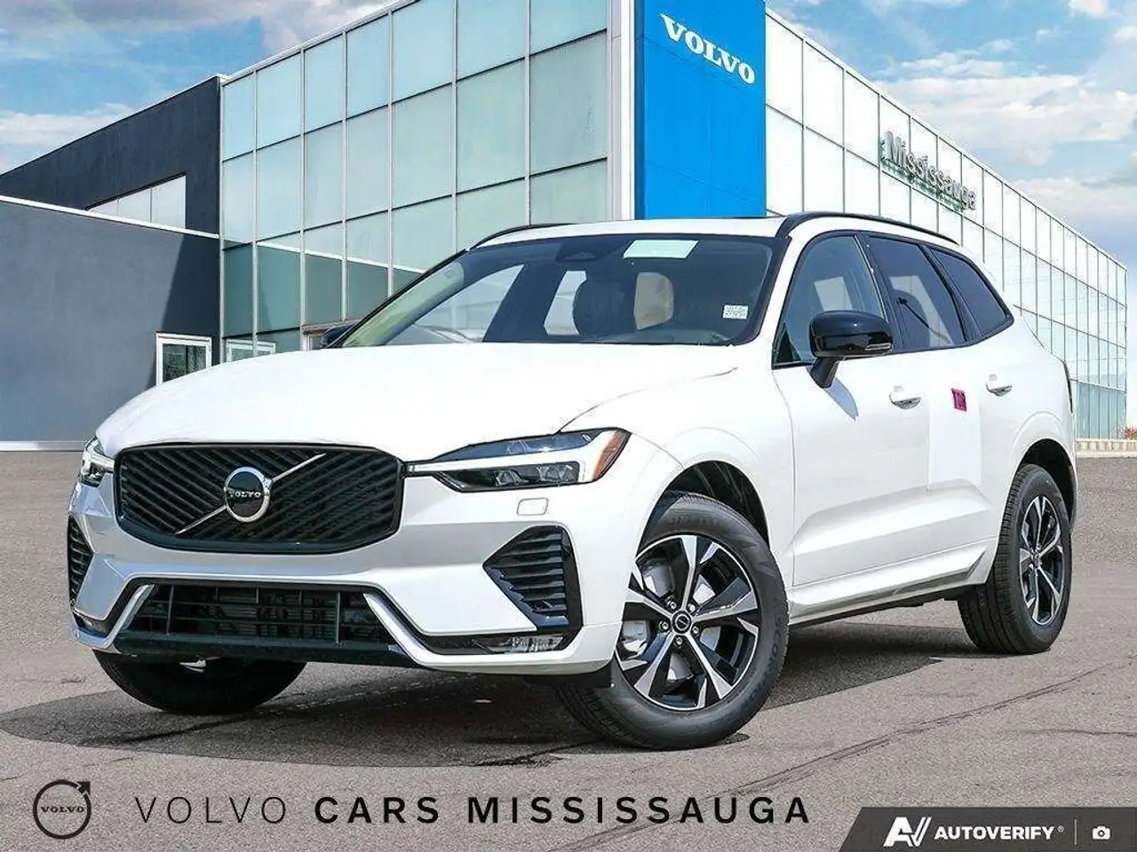 2027 Volvo XC60 Core