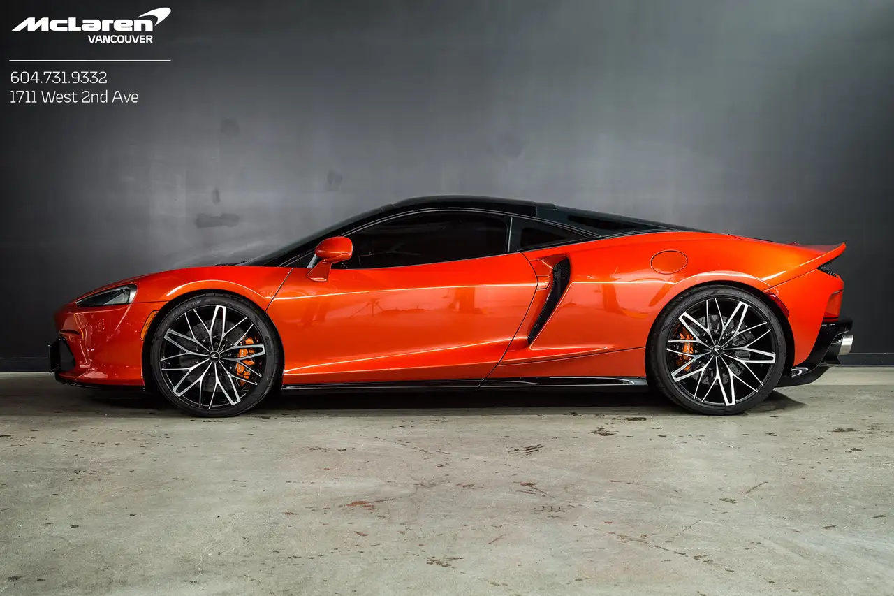 2023 McLaren GT