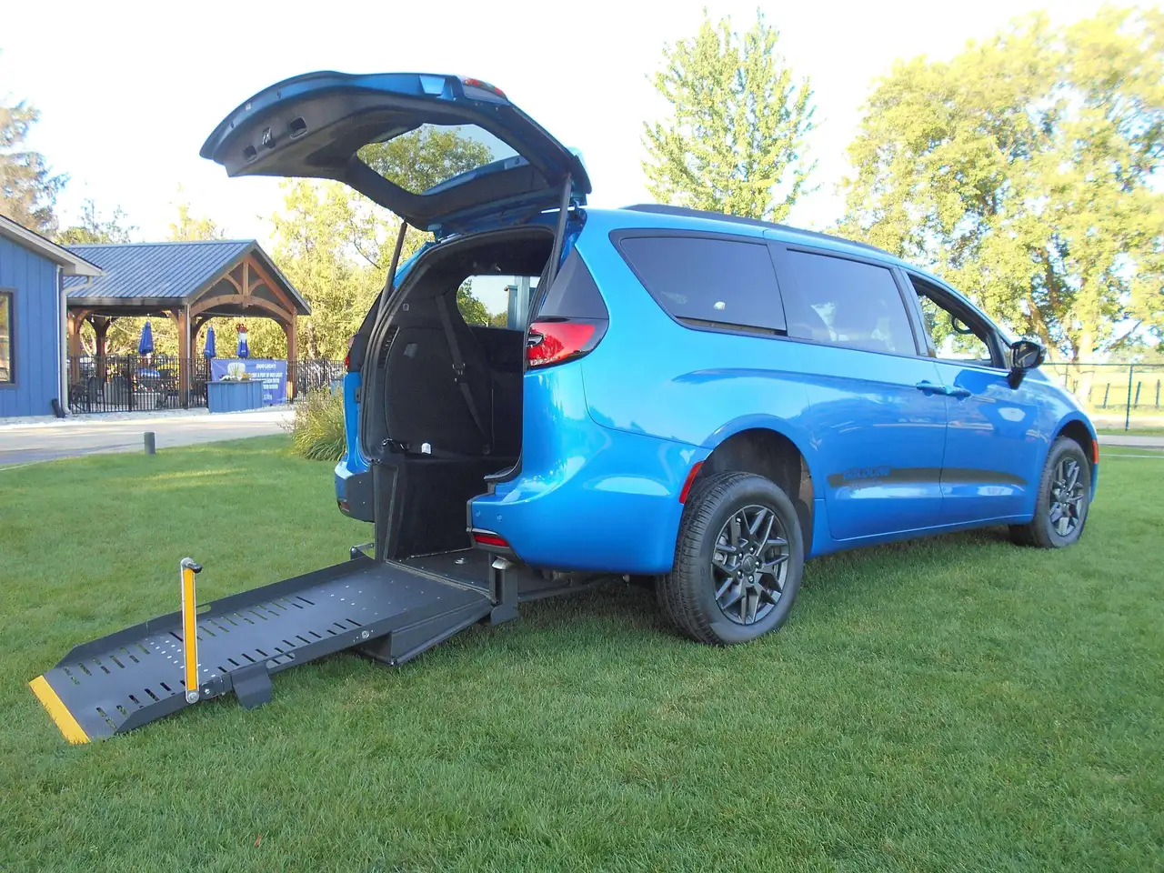 2027 Chrysler Pacifica