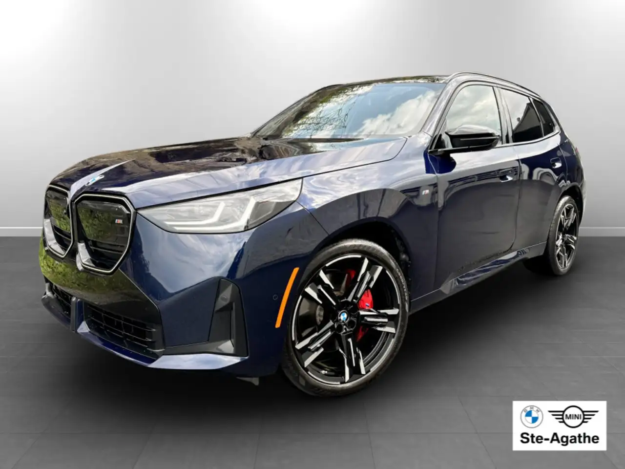 2025 BMW X3 M50