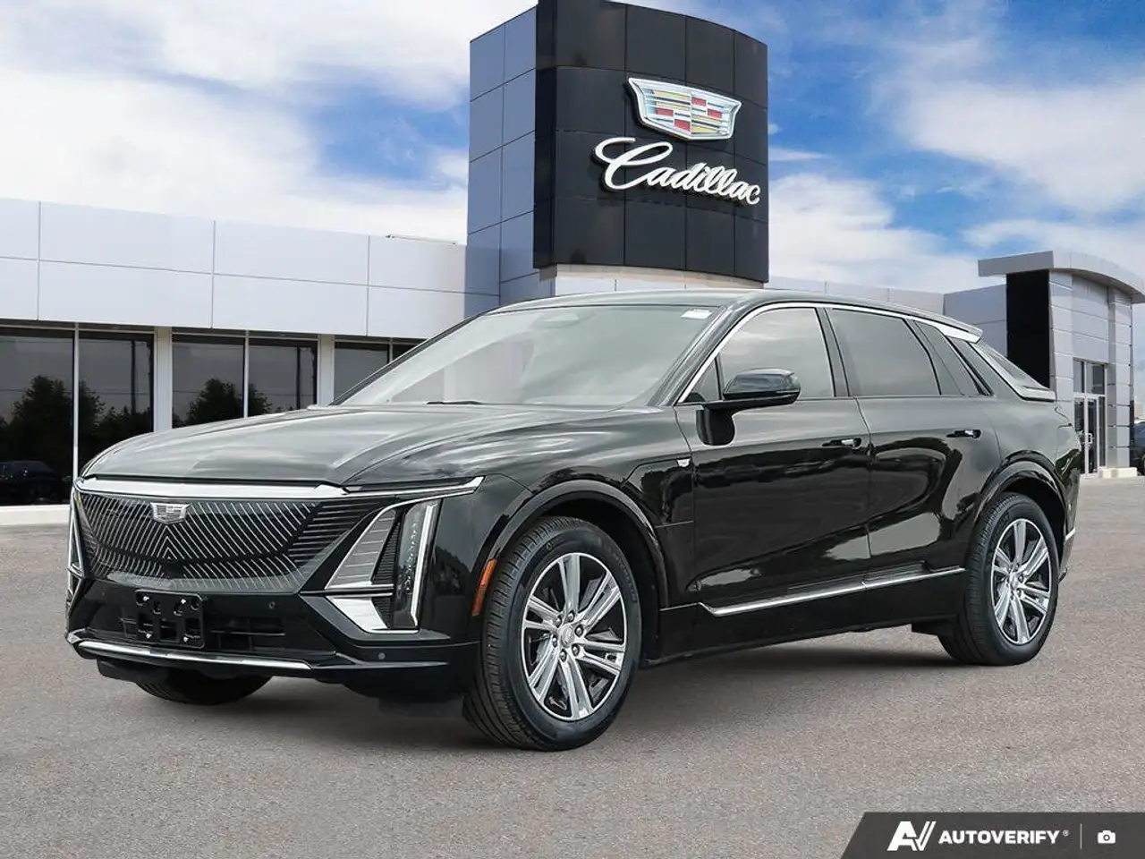 2024 Cadillac Lyriq Tech