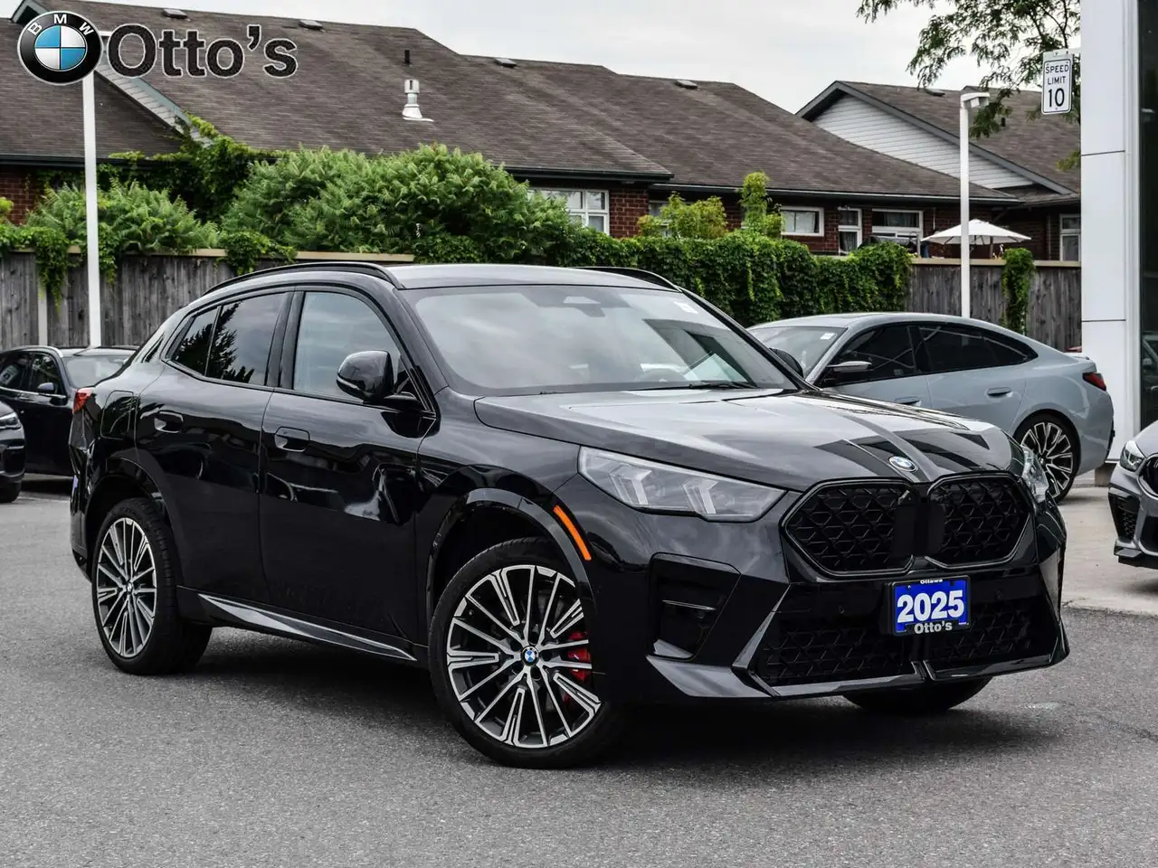 2025 BMW X2 28i