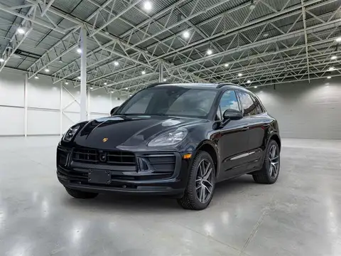 Porsche Macan Base