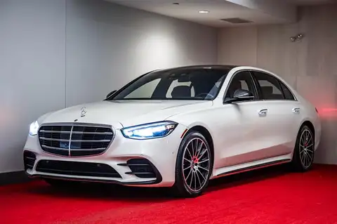 Mercedes-Benz S-Class 580