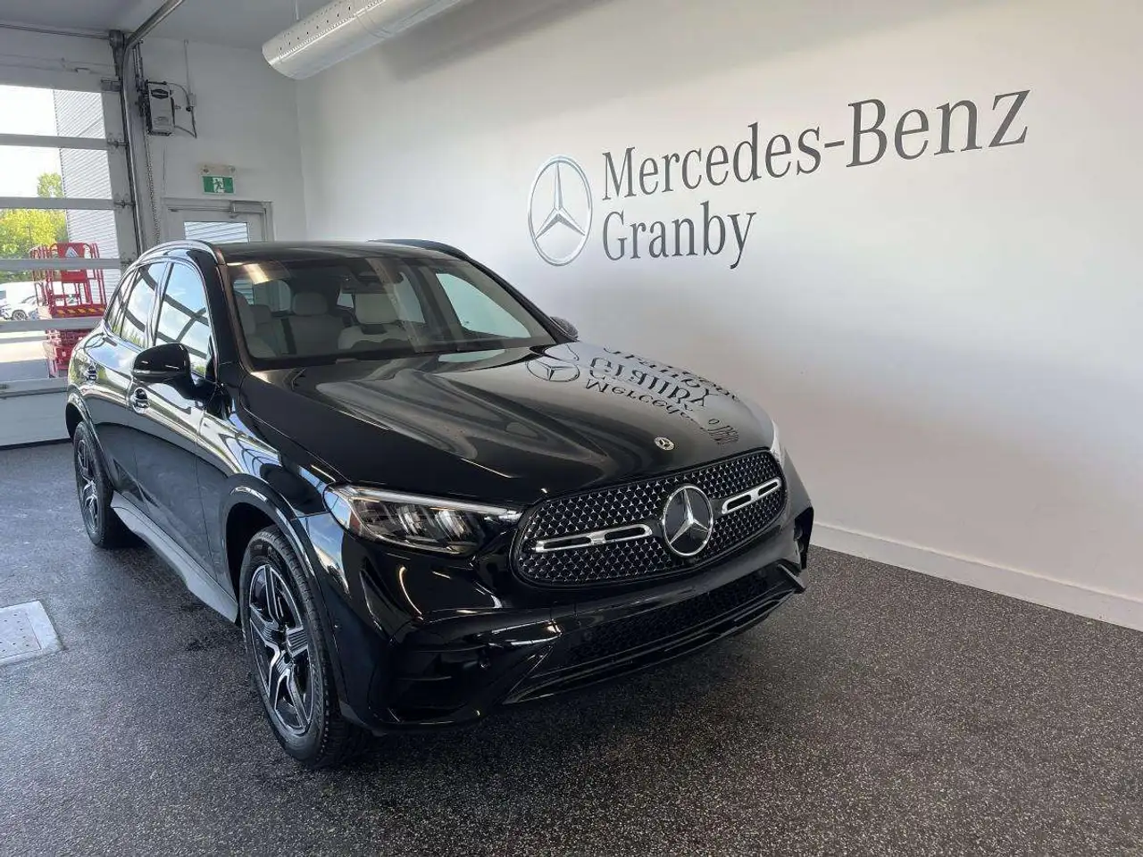 2027 Mercedes-Benz GLC 300