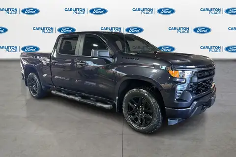 Chevrolet Silverado 1500 Custom
