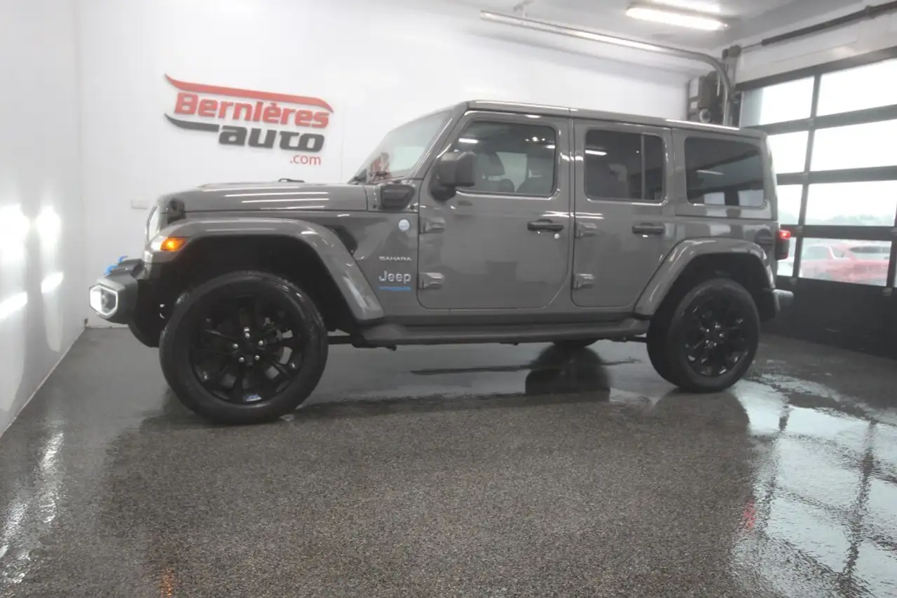2022 Jeep Wrangler Sahara