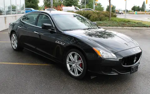 Maserati Quattroporte