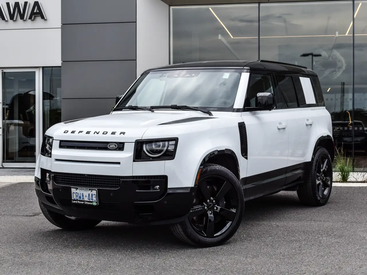 2026 Land Rover Defender X-Dynamic SE P400