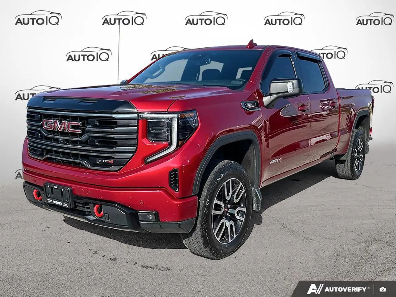 2025 GMC Sierra 1500 AT4