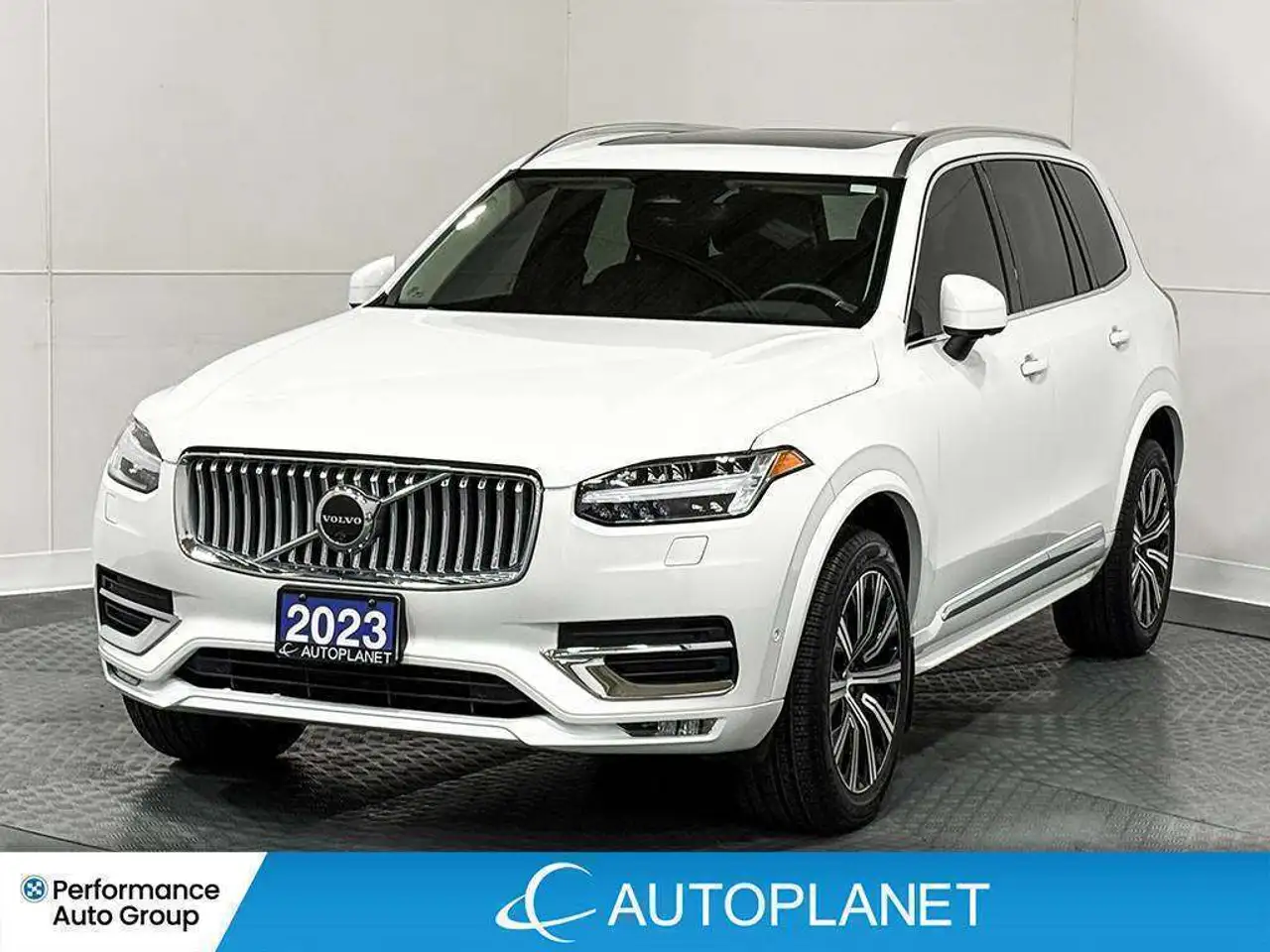 2023 Volvo XC90 Plus