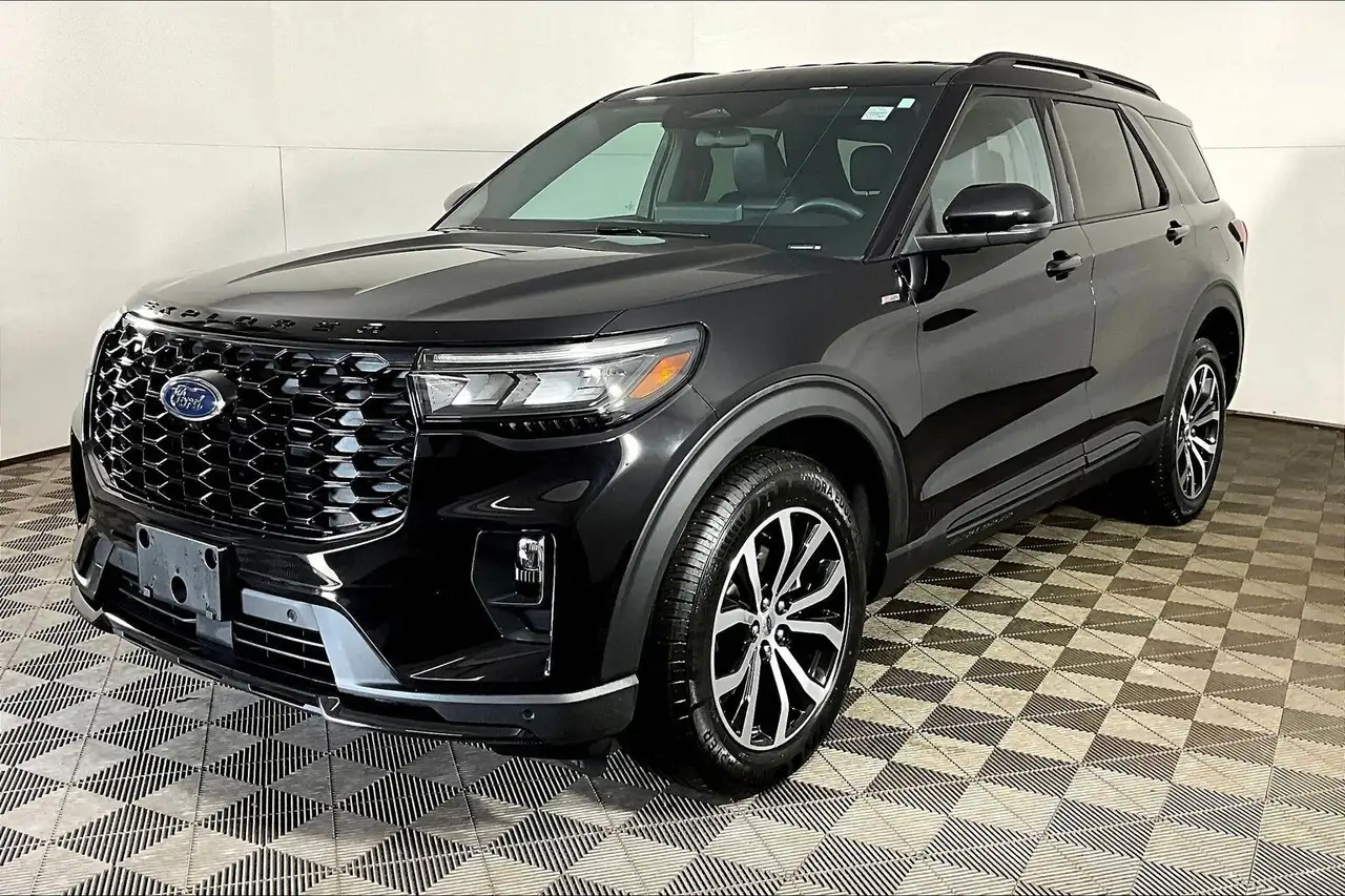 2025 Ford Explorer