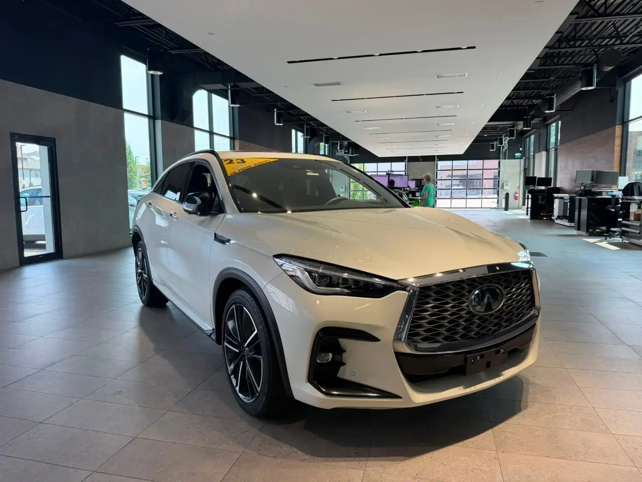 2023 Infiniti QX55 Essential