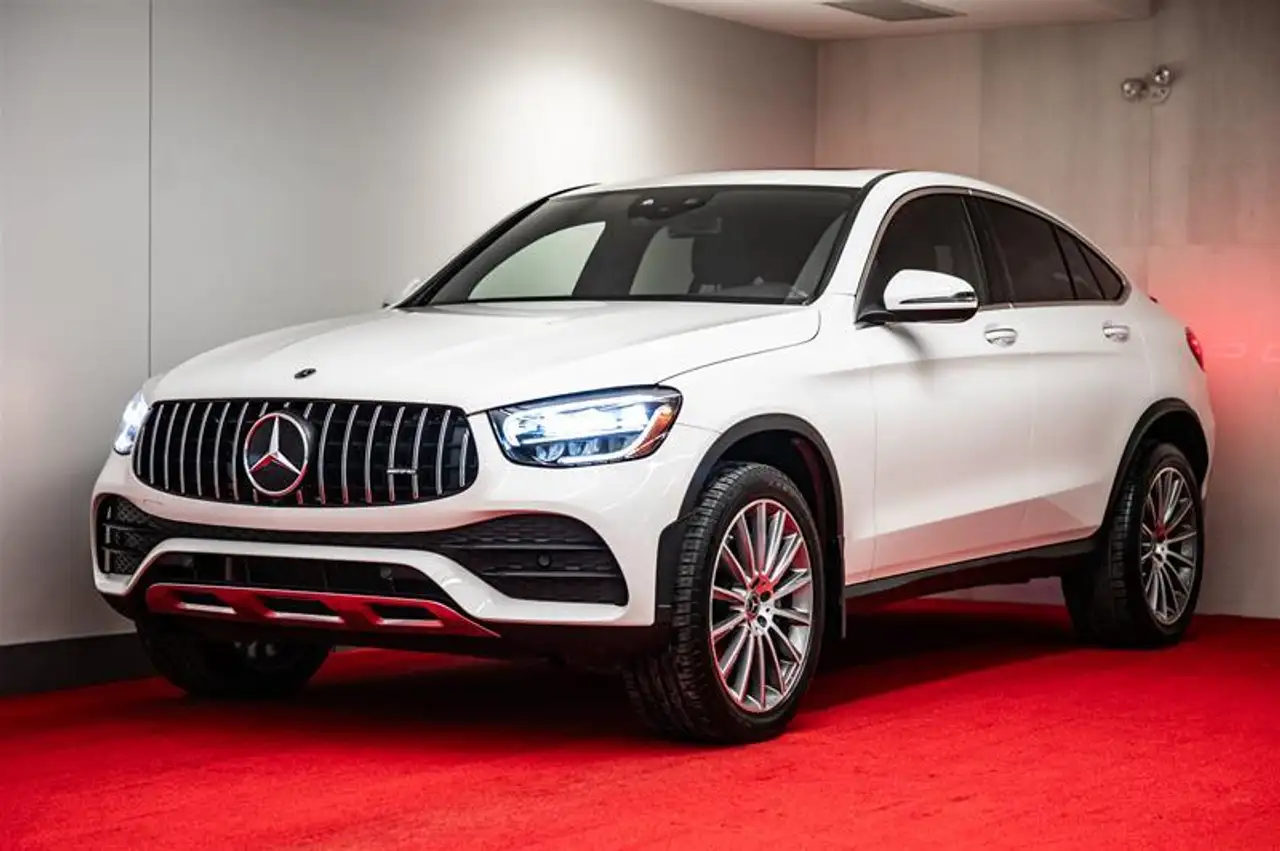 2023 Mercedes-Benz GLC 300