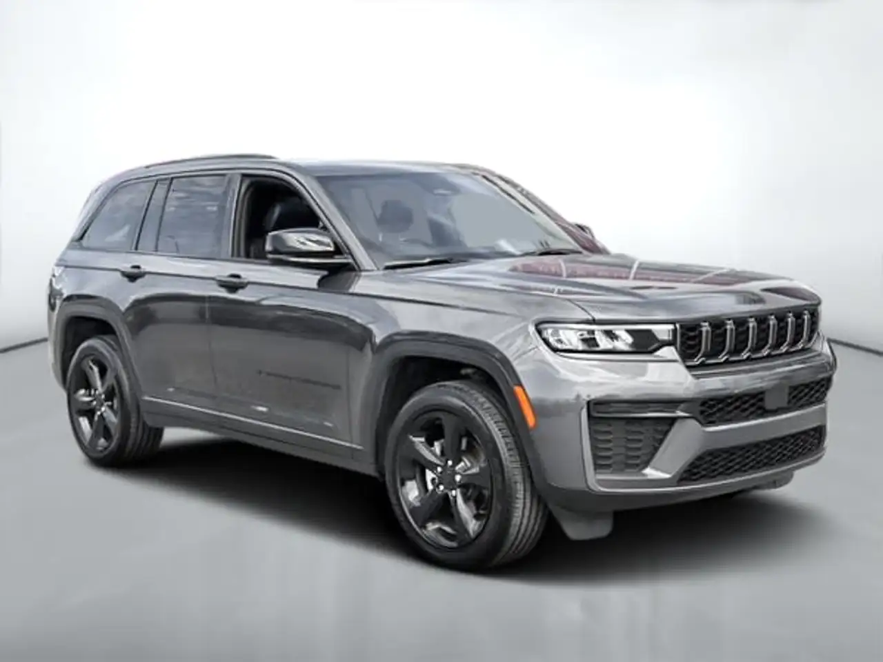 2026 Jeep Grand Cherokee Altitude