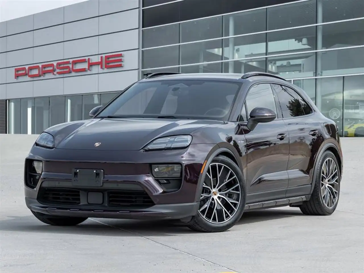 2024 Porsche Macan Electric 4