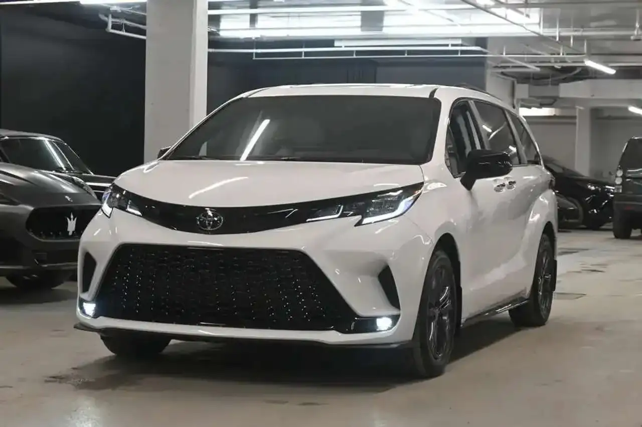 2026 Toyota Sienna