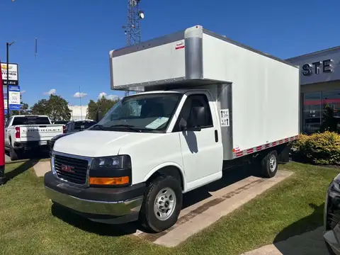 GMC Savana