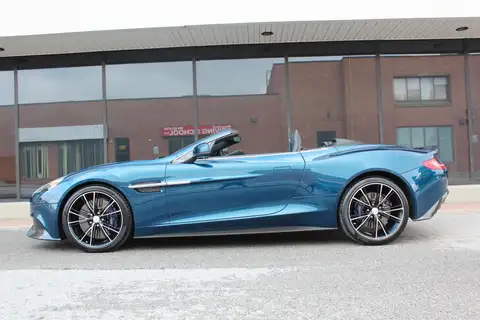 Aston Martin Vanquish