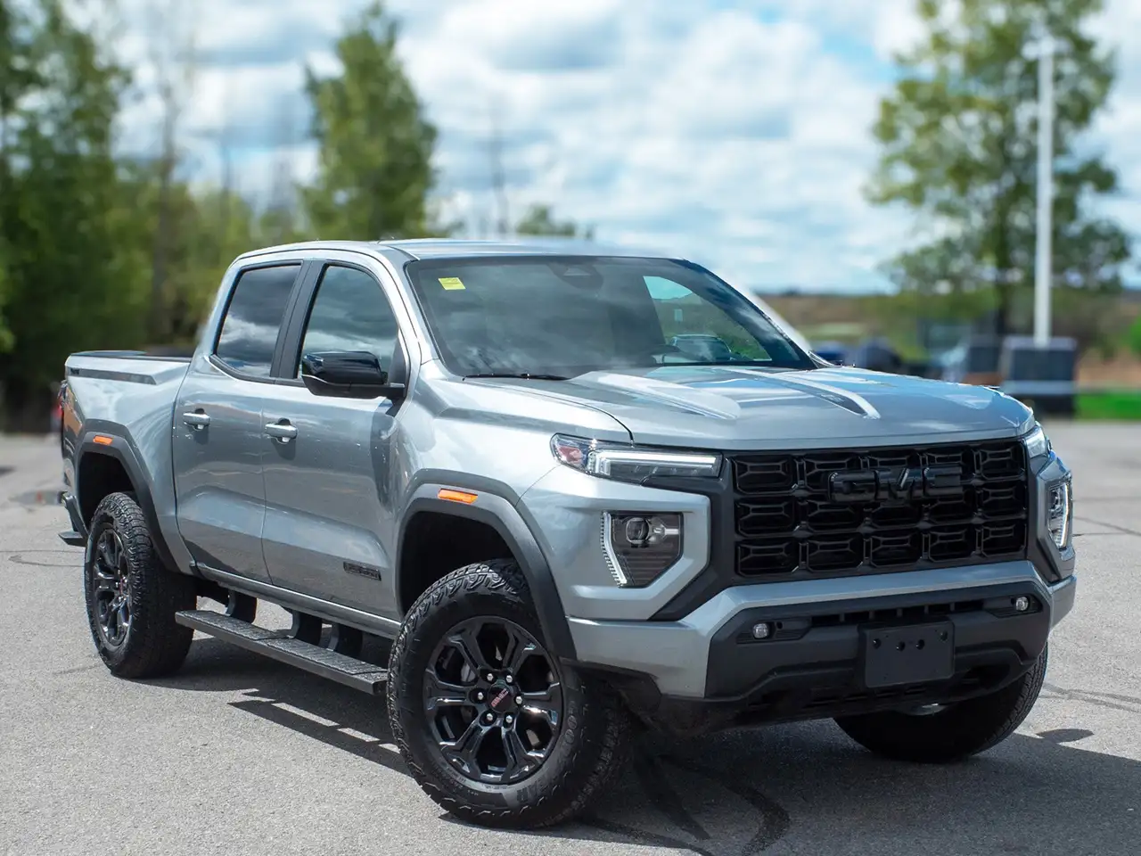 2024 GMC Canyon