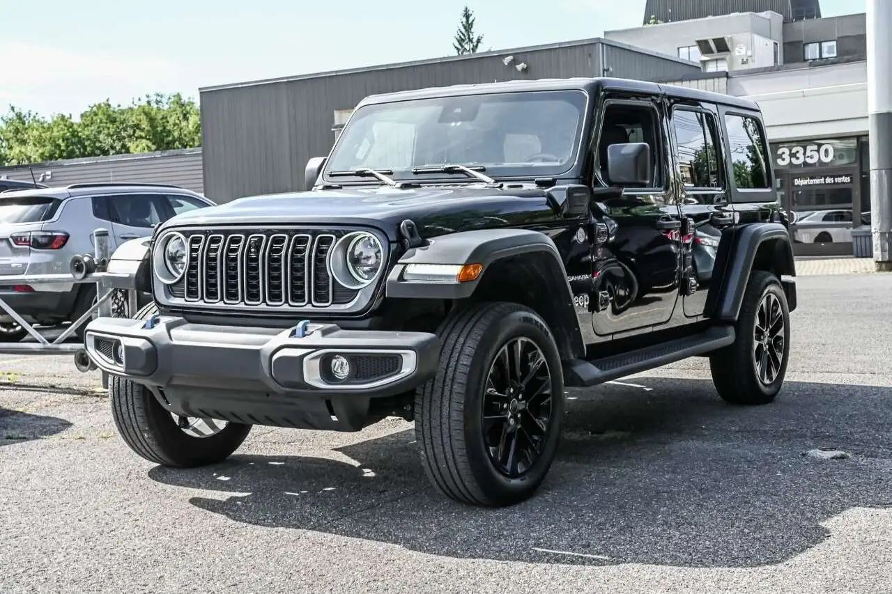 2024 Jeep Wrangler Sahara