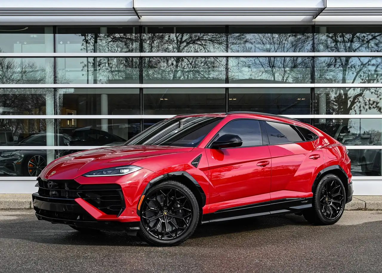 2025 Lamborghini Urus