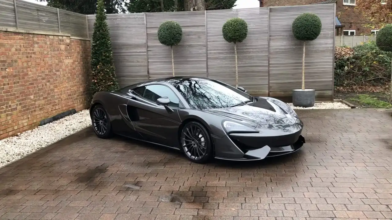 McLaren 570