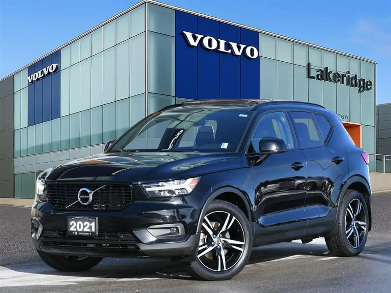 2021 Volvo XC40 R-Design