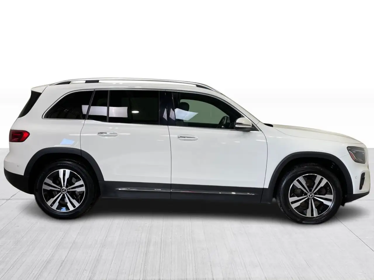 2024 Mercedes-Benz GLB 250
