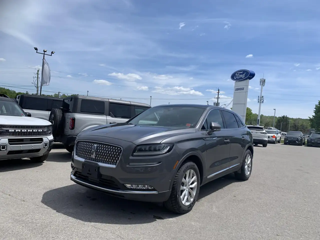 2022 Lincoln Nautilus Reserve