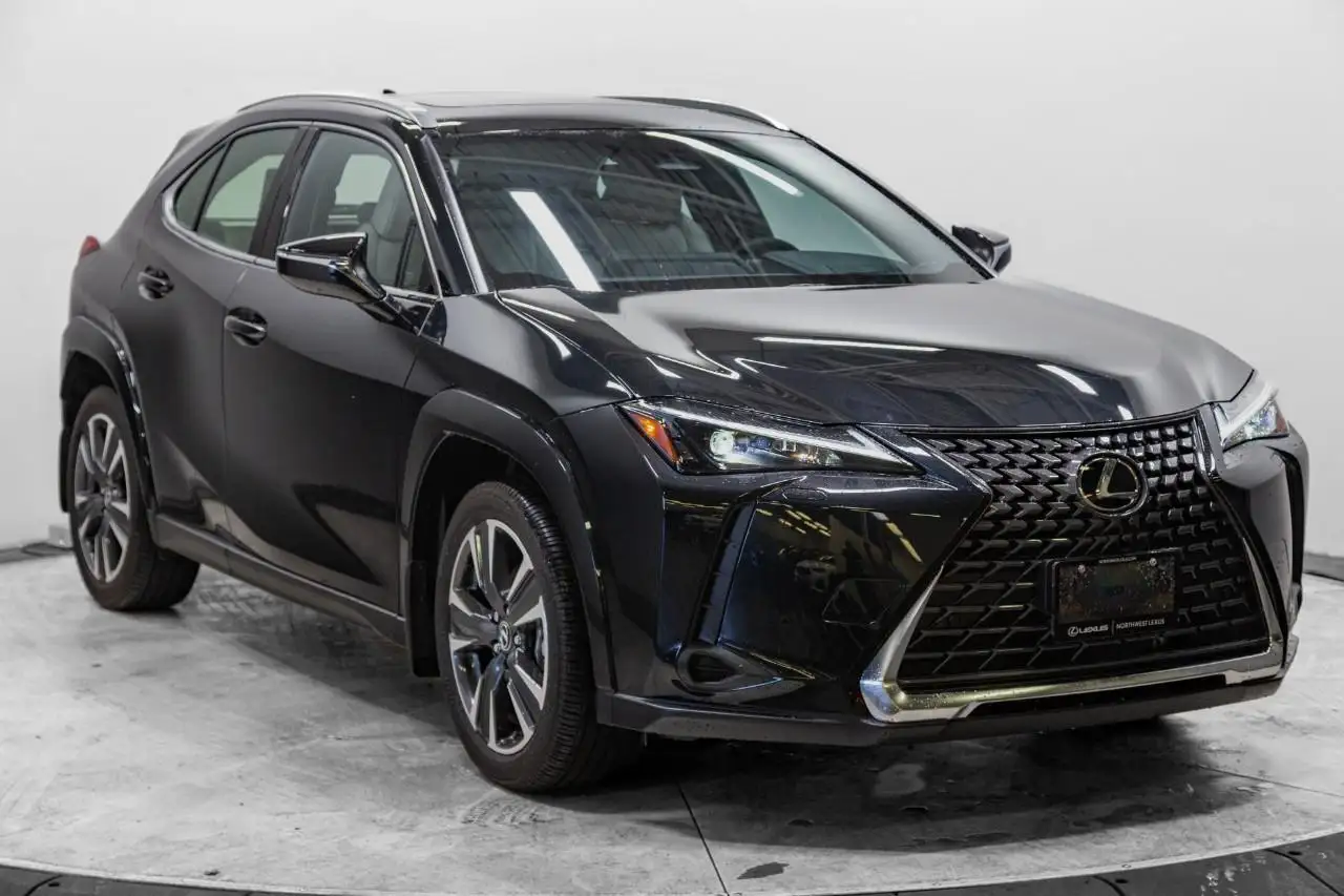2026 Lexus UX 300h Luxury