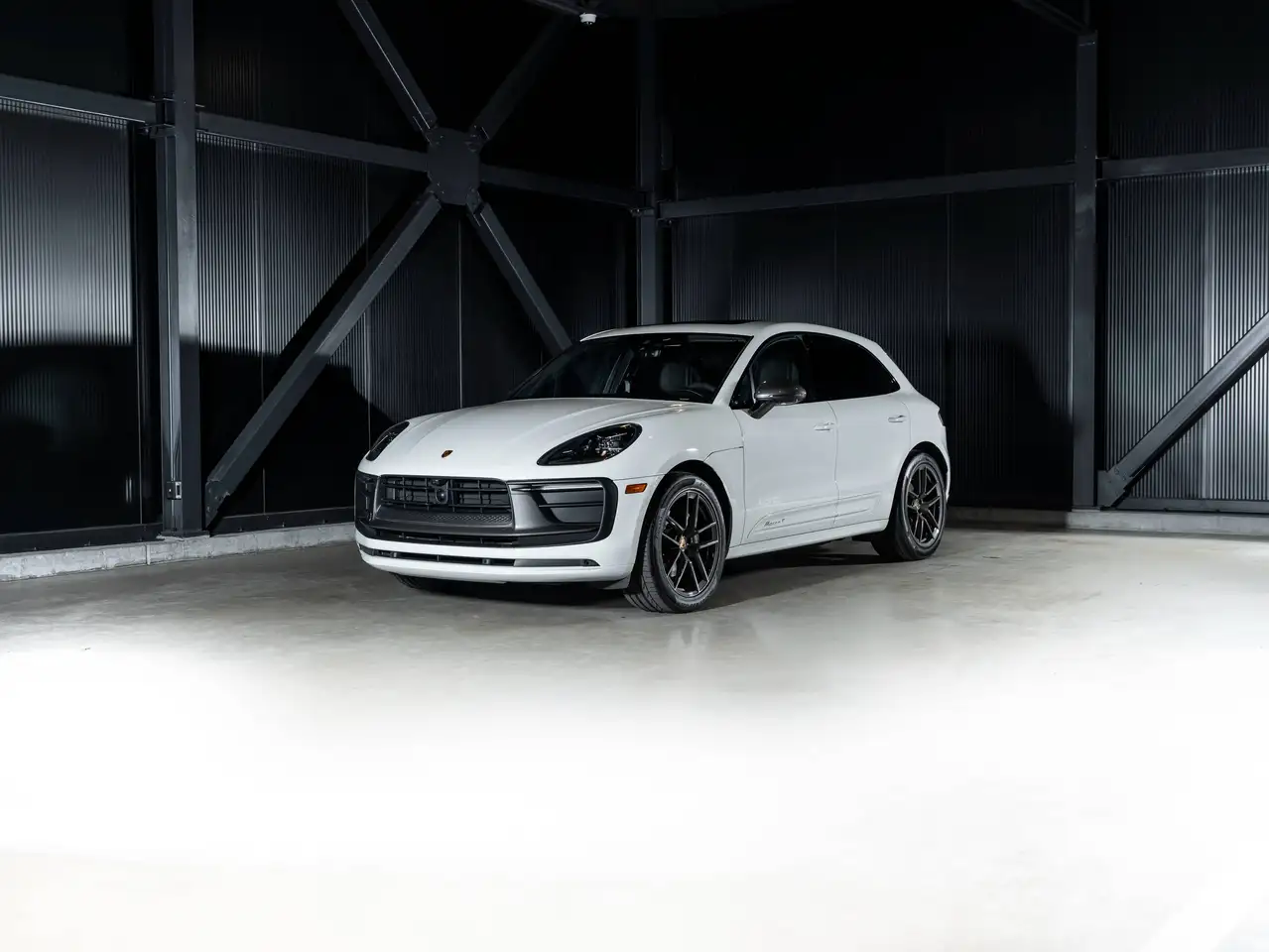 2026 Porsche Macan T