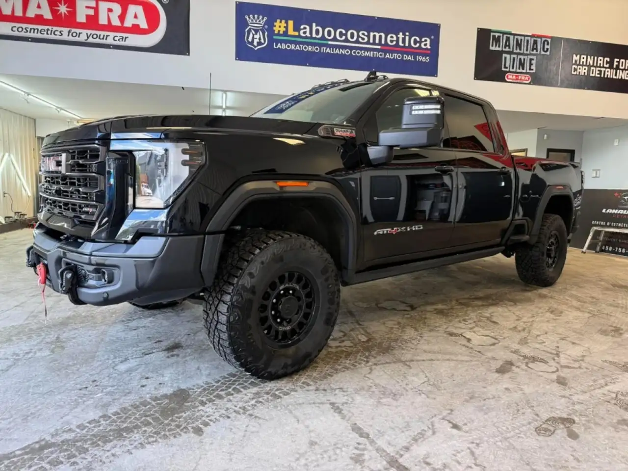 2024 GMC Sierra 2500HD AT4X