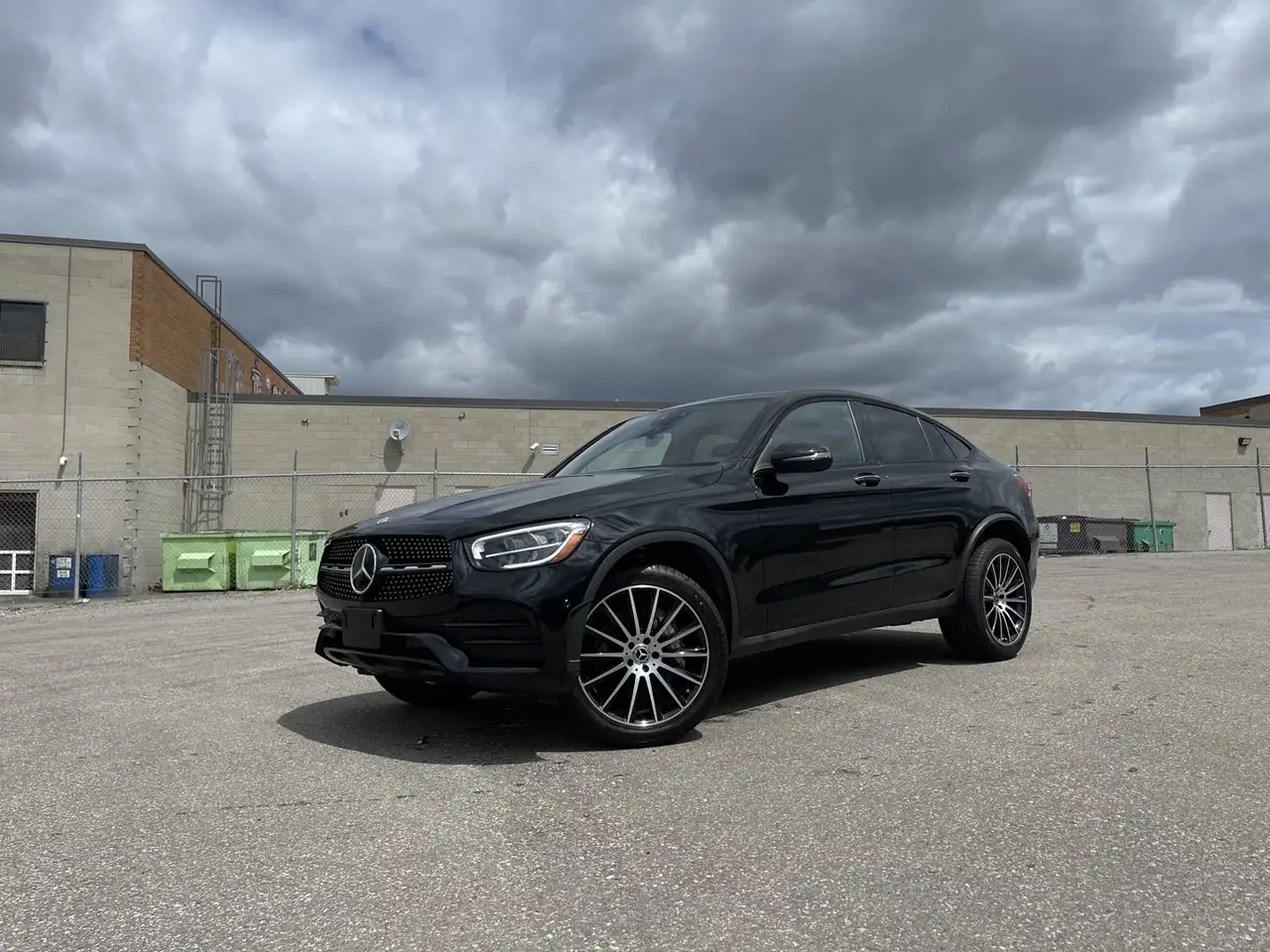 2023 Mercedes-Benz GLC 300